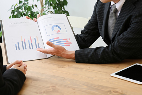 画像：精度の高い資金調達アドバイス